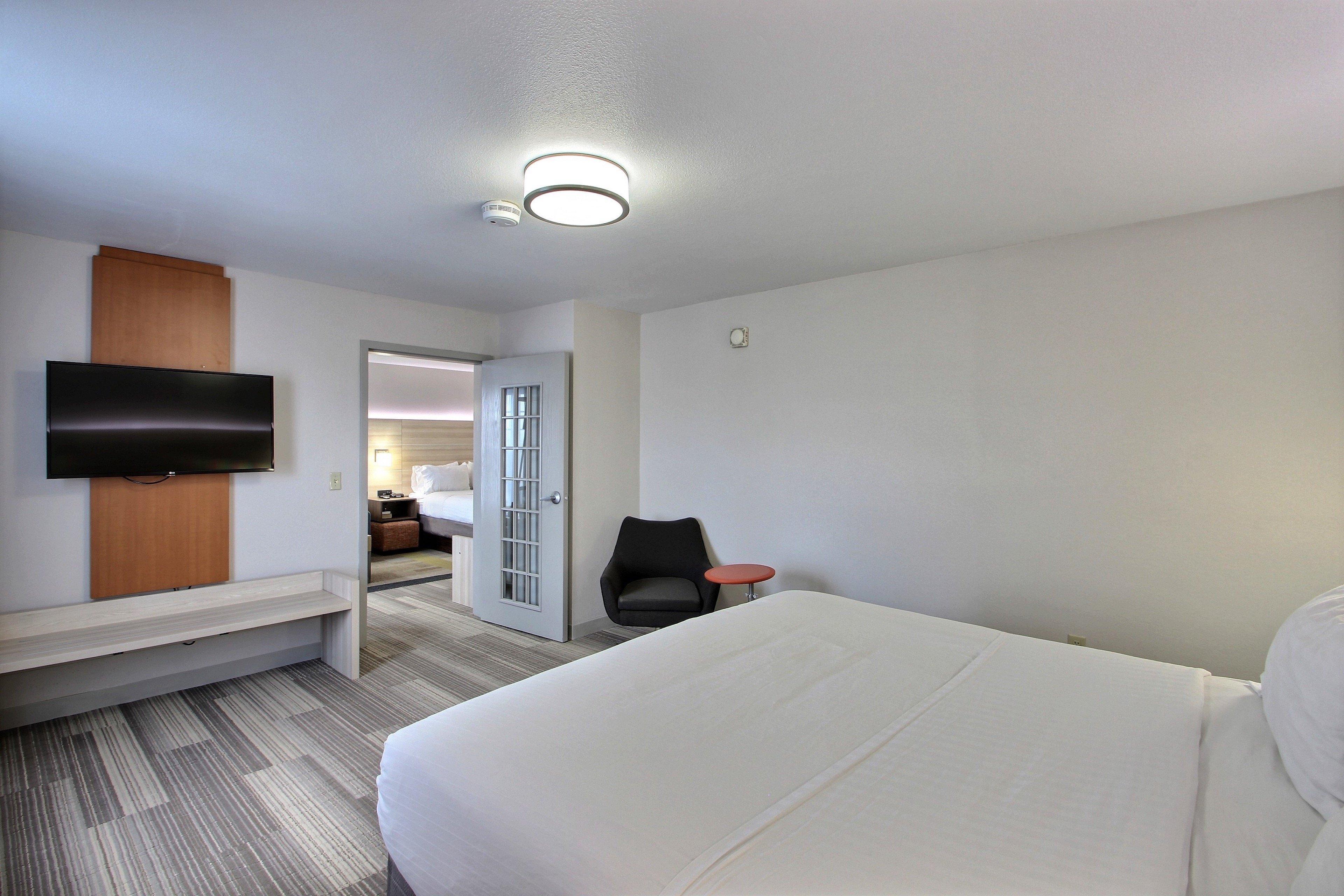 Holiday Inn Express Hotel & Suites Milwaukee Airport By Ihg Ngoại thất bức ảnh