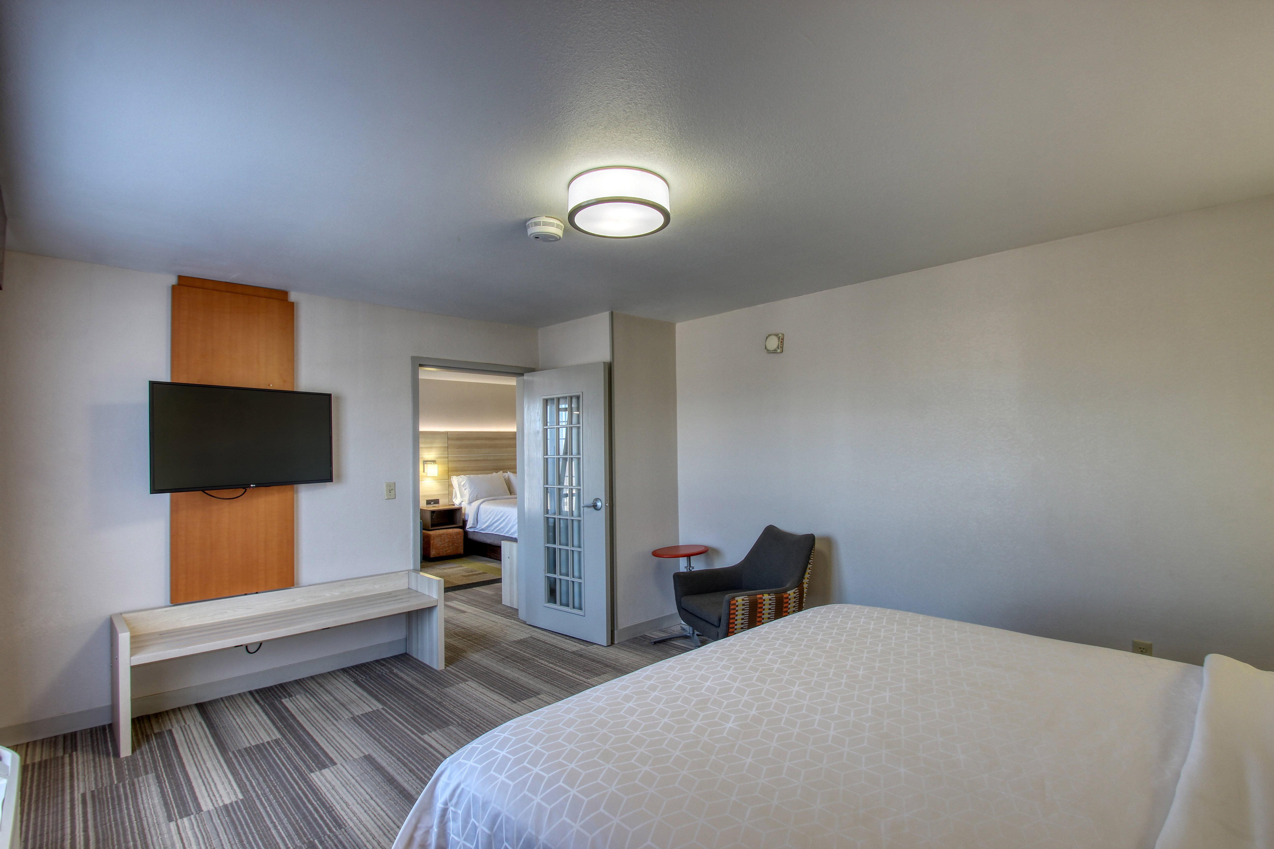 Holiday Inn Express Hotel & Suites Milwaukee Airport By Ihg Ngoại thất bức ảnh