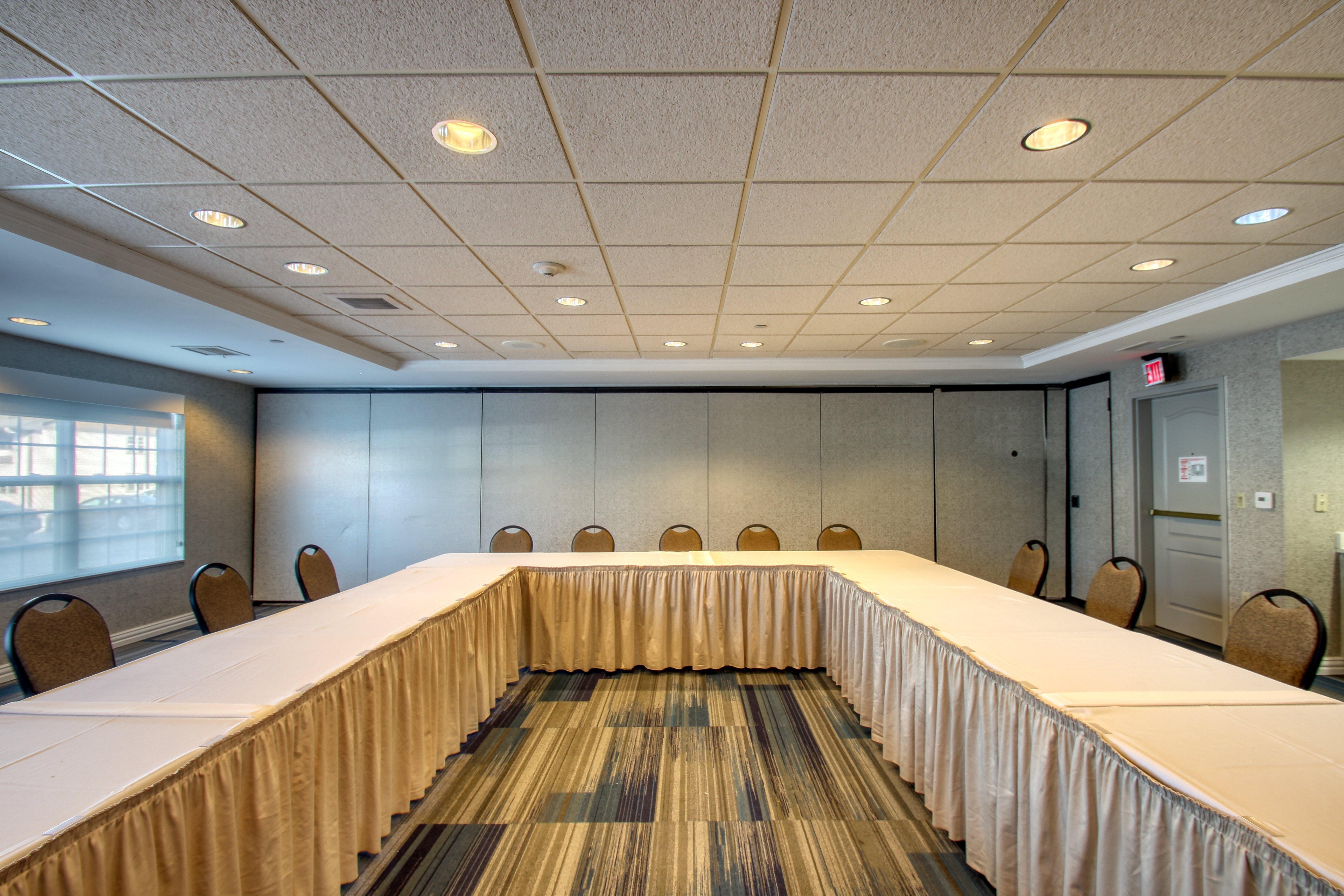 Holiday Inn Express Hotel & Suites Milwaukee Airport By Ihg Ngoại thất bức ảnh