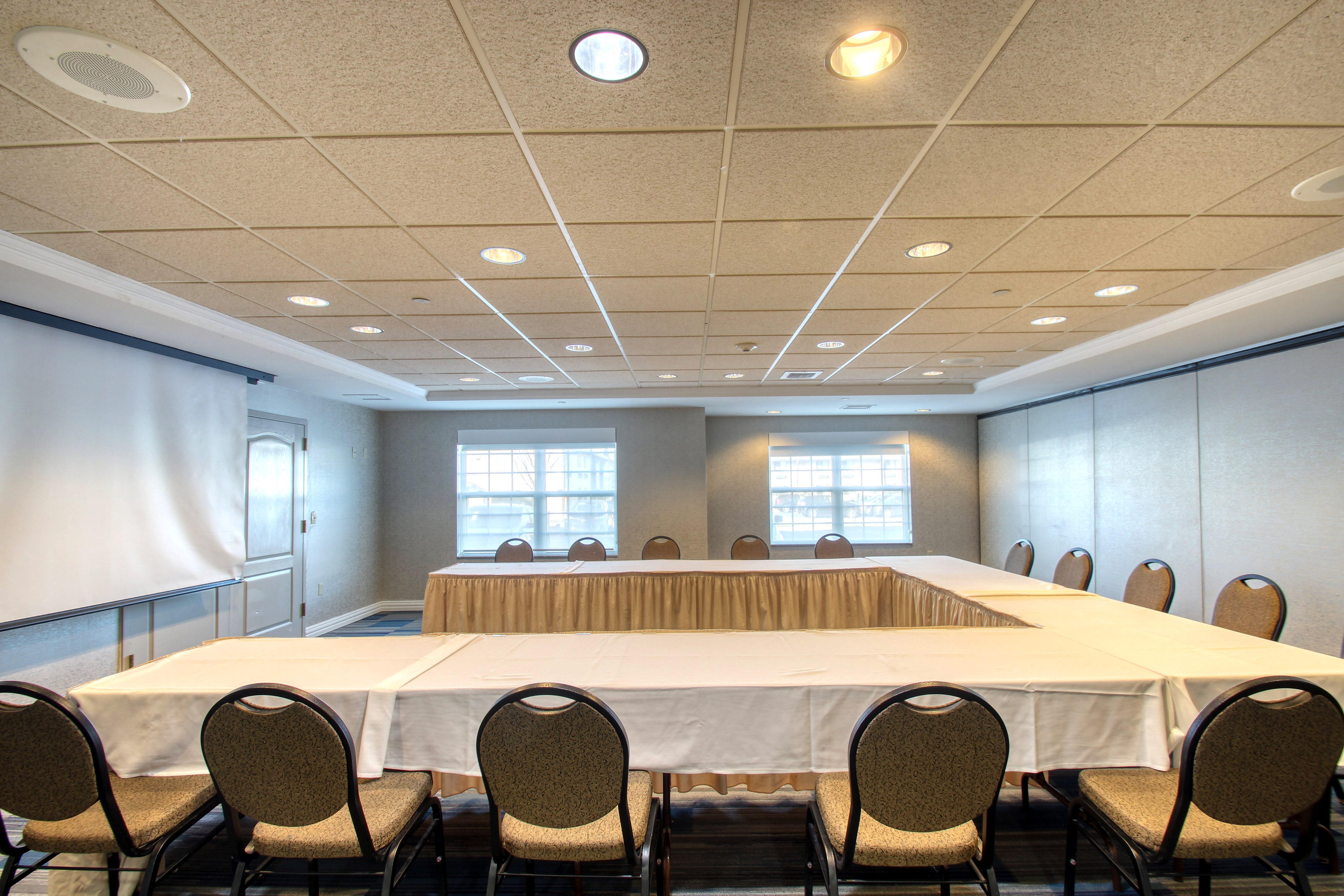 Holiday Inn Express Hotel & Suites Milwaukee Airport By Ihg Ngoại thất bức ảnh