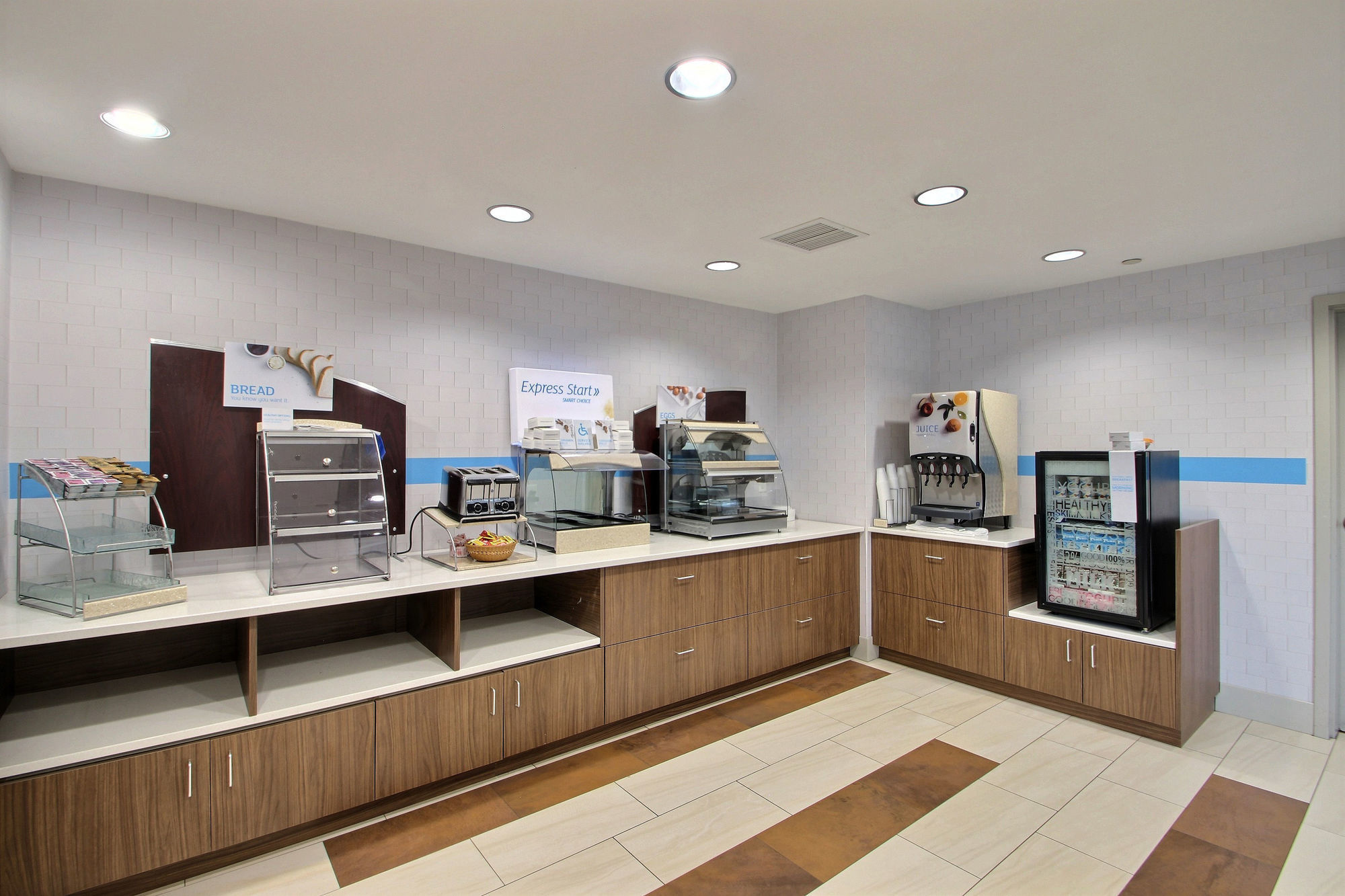 Holiday Inn Express Hotel & Suites Milwaukee Airport By Ihg Ngoại thất bức ảnh